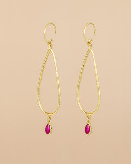 Muja Juma - oorbel -zilver verguld - Oberon ruby 3x5mm pear