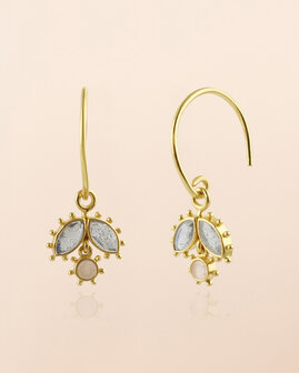 Muja Juma - oorbel -zilver verguld - Corvus labradorite 2,5x5mm