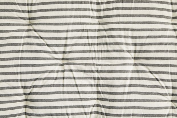 Madame Stoltz -matraskussen 60 x 100-Off-white/Grijs streep