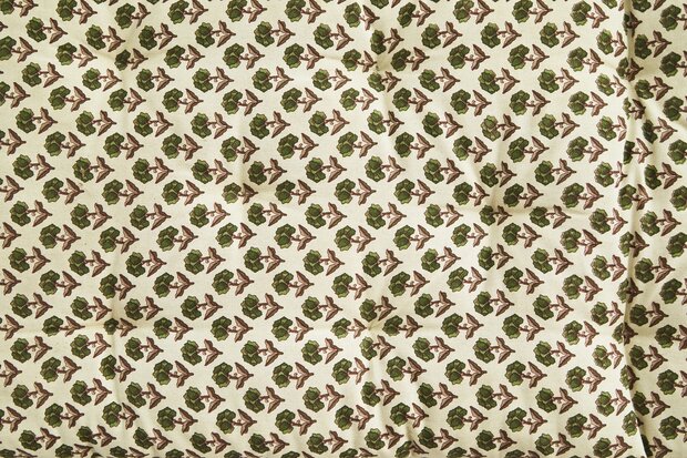 Madame Stoltz - matraskussen 45 x 125 - off white - groen - oud roze