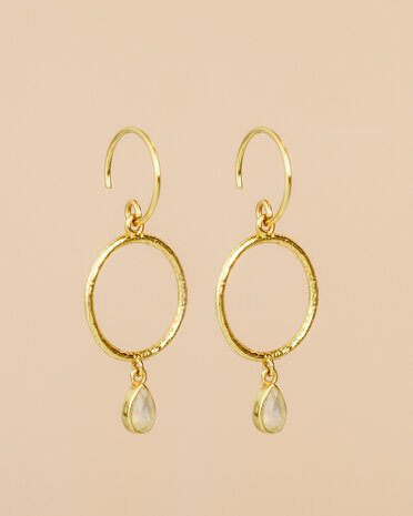 Muja Juma - oorbel -zilver verguld - Oberon - white moonstone 3x5mm pear