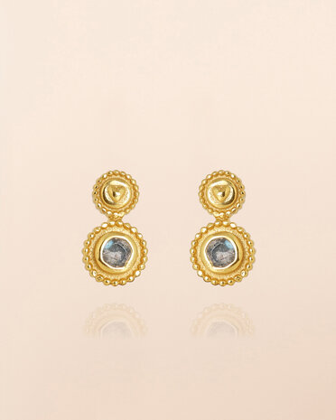 Muja Juma - oorbel -zilver verguld - stud Sagitta - labradorite 2mm round