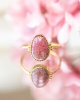 Muja-Juma - Ring - verguld - Cattleya - rhodoniet - maat 56