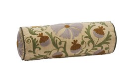 Madam Stoltz - Suzani geborduurd bolster kussen - old pink